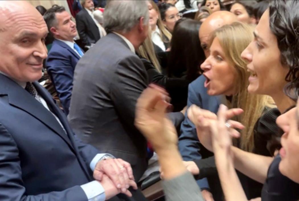 Escándalo en Diputados: gritos, insultos y sesión suspendida