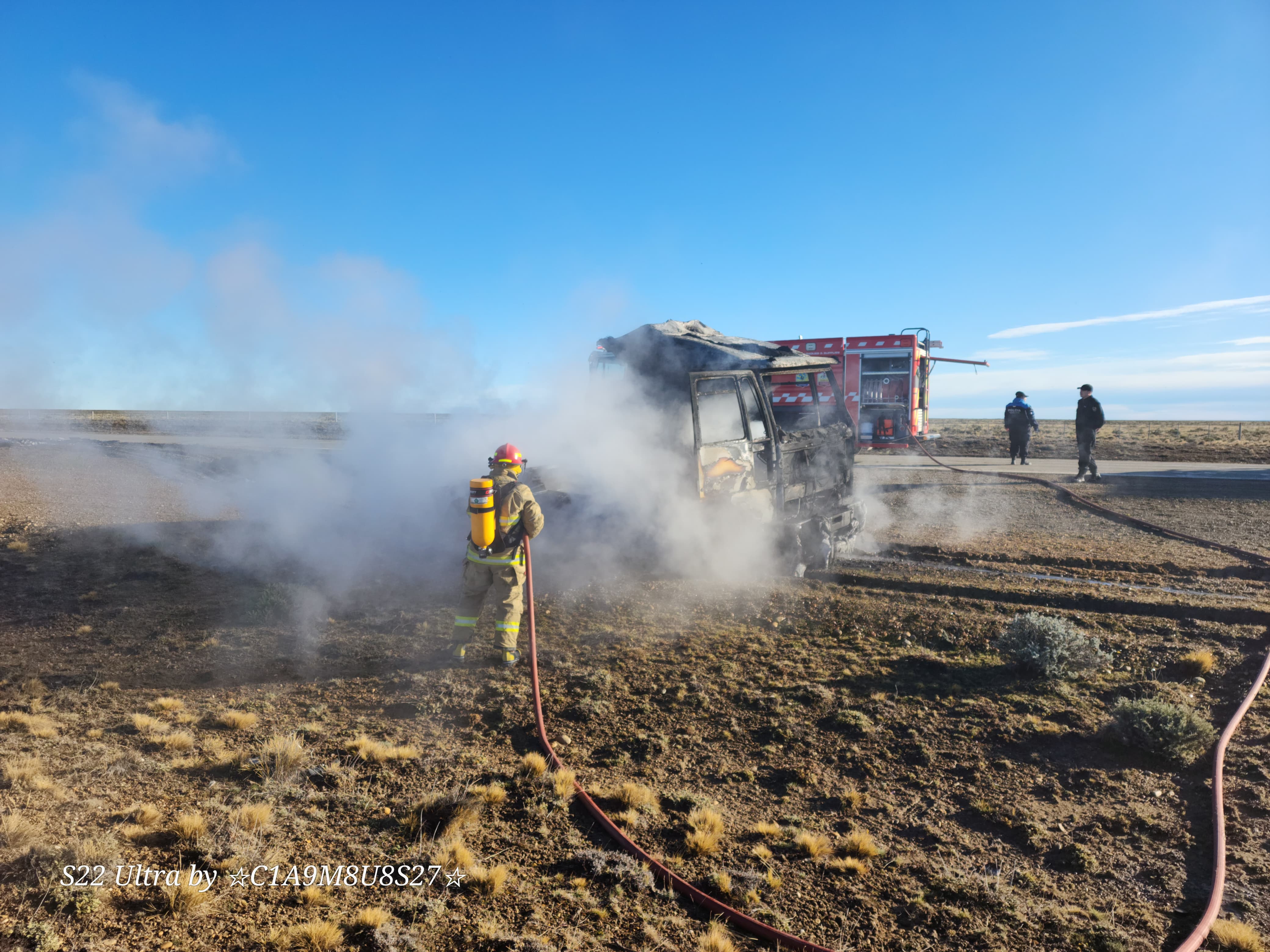Incendio De Camión En Ruta Nacional N°3: No Hubo Personas Lesionadas