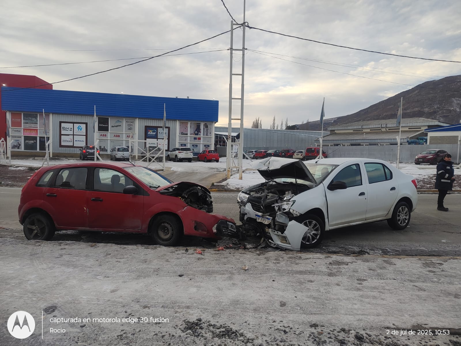 Colisión vehicular en El Calafate dejó a una mujer hospitalizada
