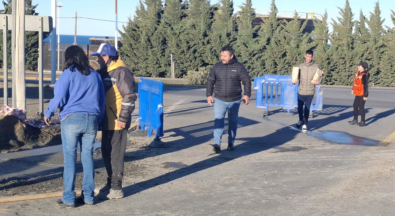 Municipio amplía calzada en el ingreso al barrio 13 de Diciembre