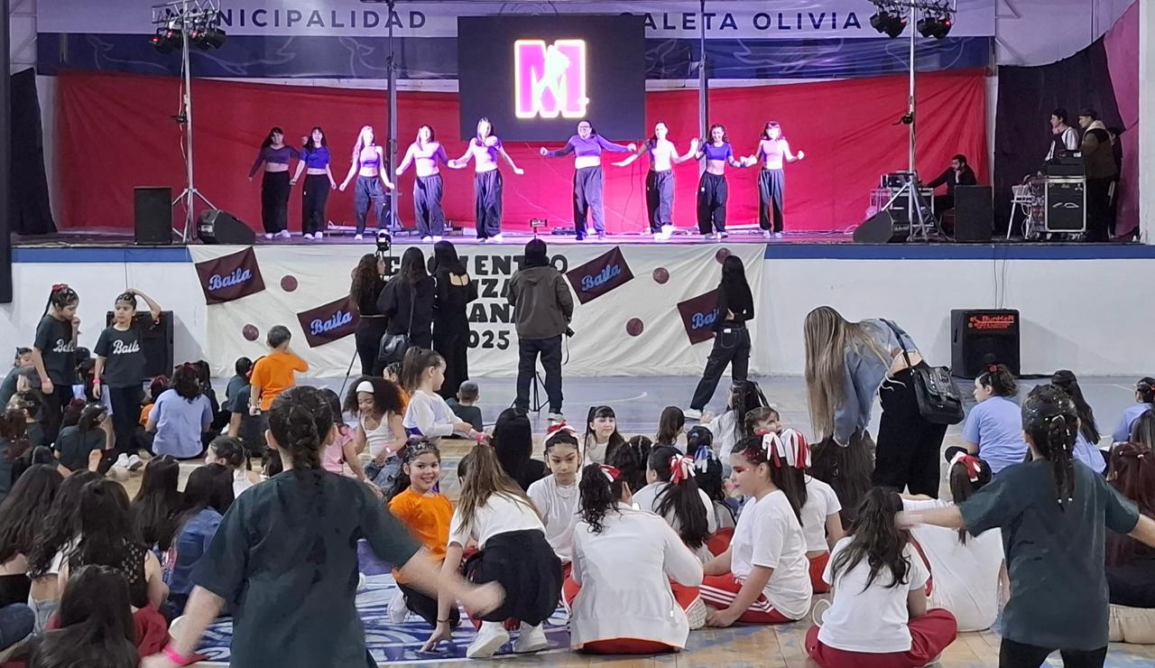 Ritmo y solidaridad en la octava edición del Encuentro de Danzas Urbanas