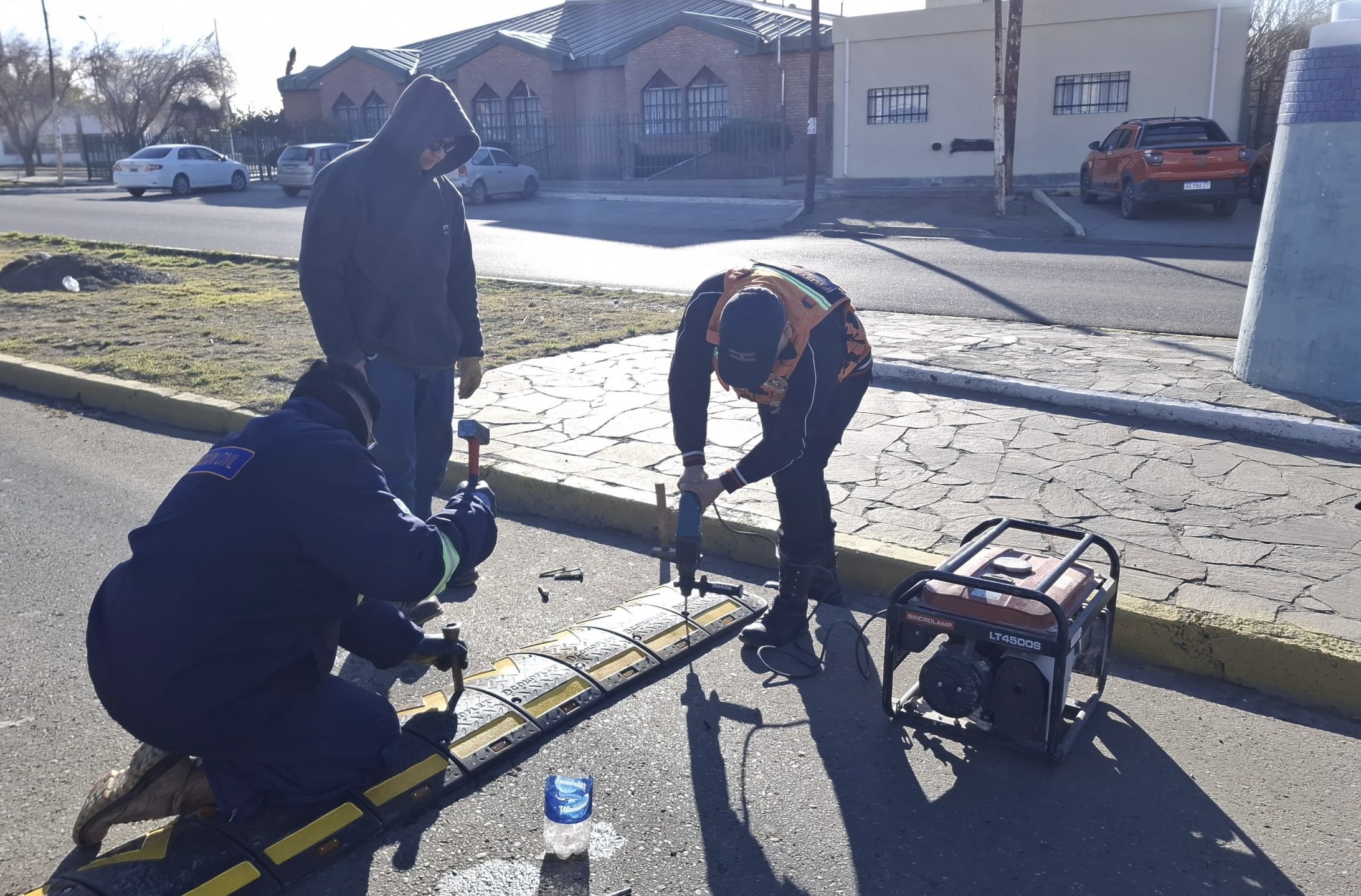 Se refuerzan condiciones de seguridad vial en sector de amplia circulación vial y peatonal