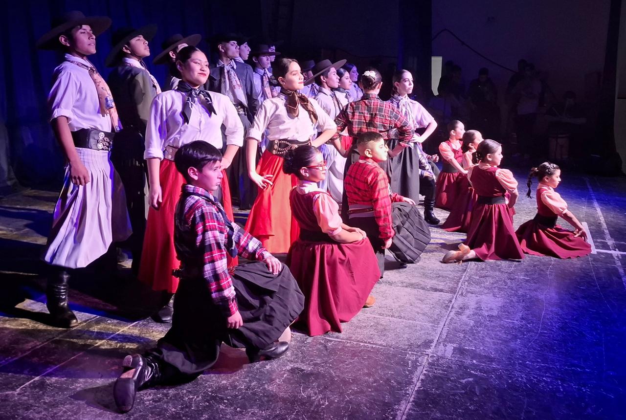 Tarde de domingo con teatro para toda la familia en el Cine Municipal