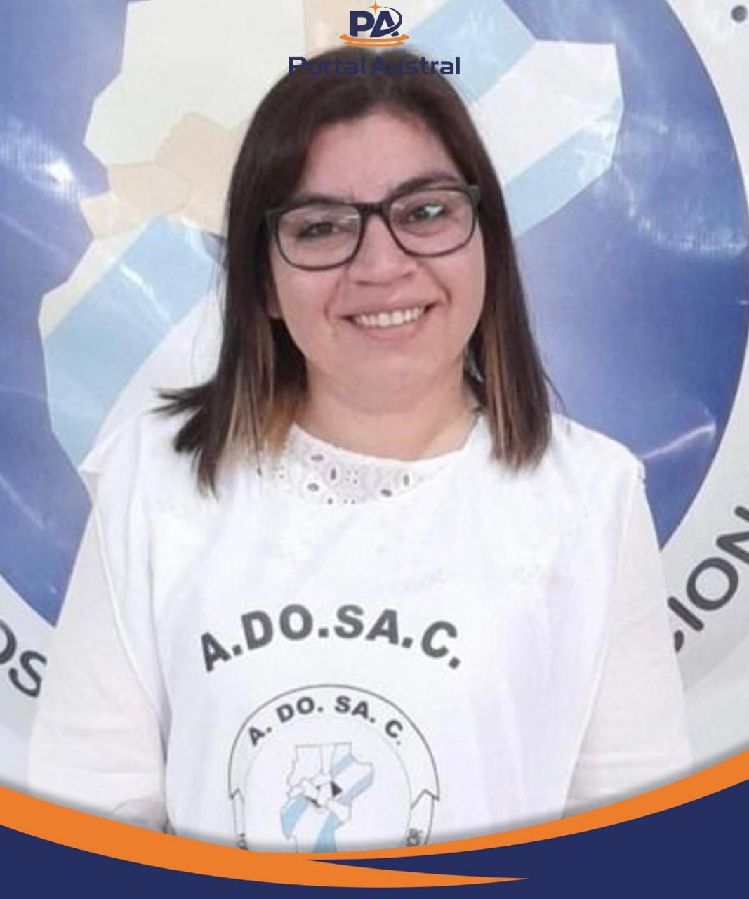 Vanina Galván, secretaria general de ADOSAC: “Los equipos están en las escuelas, pero no los instalan”